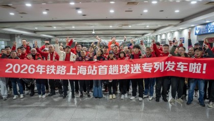 KOK体育官方入口-狂奔50米连过4人！“中超姆巴佩”海港造，前国脚：这速度太快了